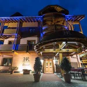 Arisch 4*, Aprica Italien